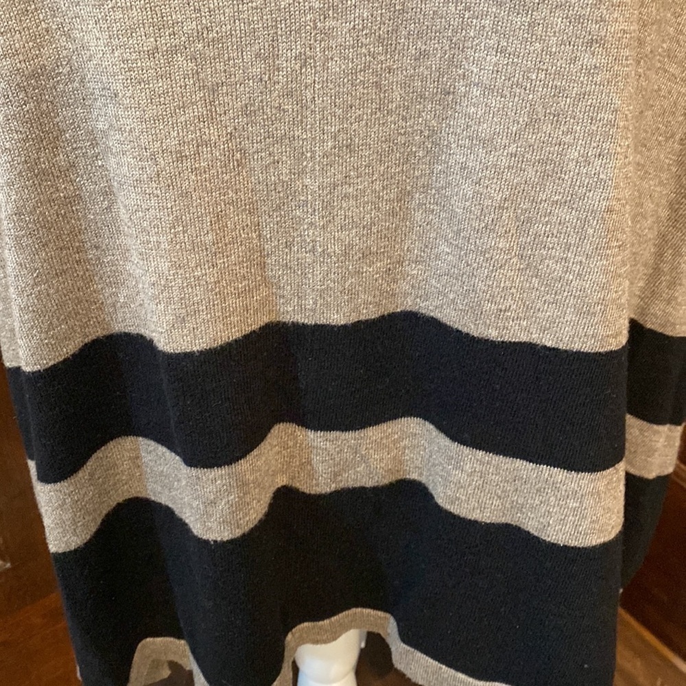 August Silk V-Neck Sweater Poncho - Picture 3 of 5